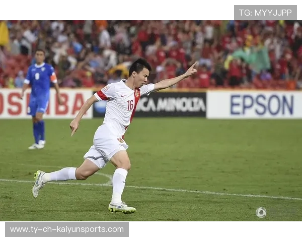 国足备战亚洲杯的战术调整，国足亚洲杯战绩令人眼前一亮