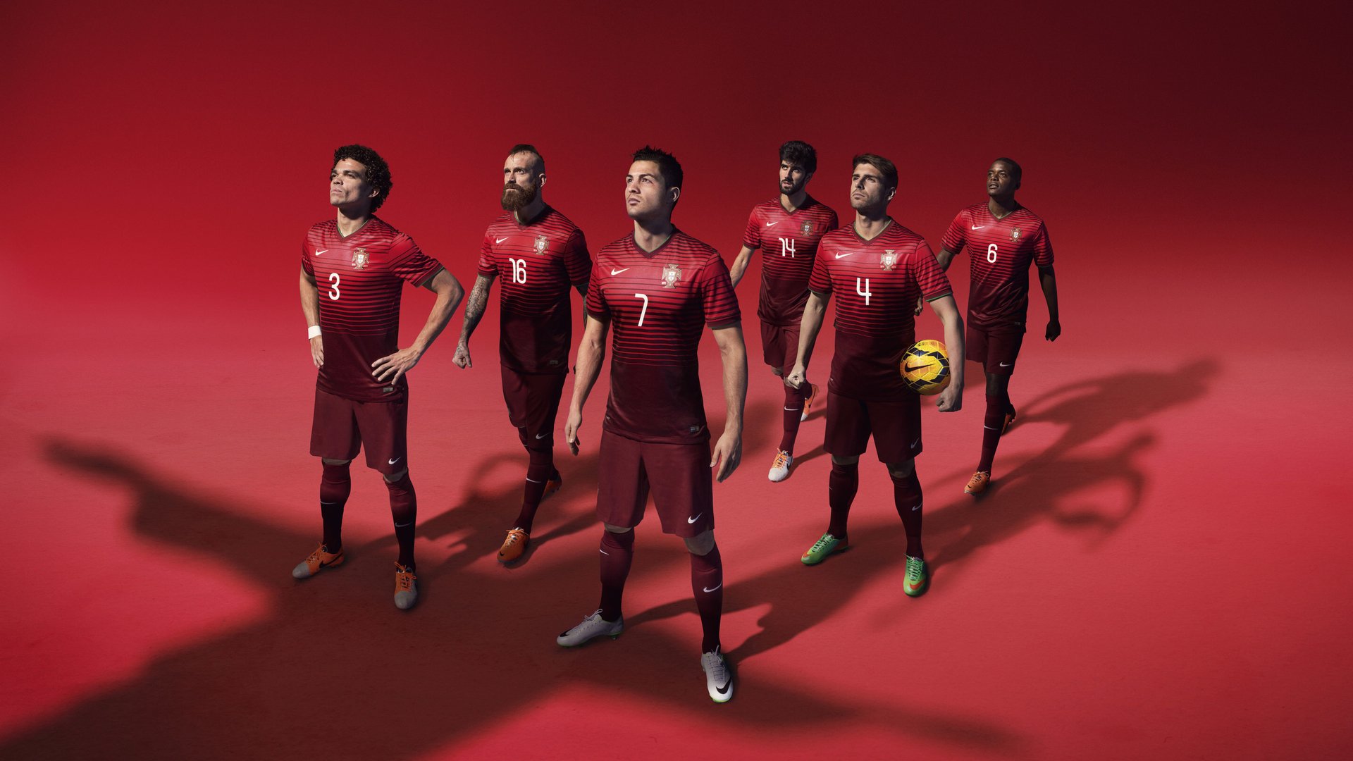 《FIFA》虚拟足球盛典，全球玩家期待已久！