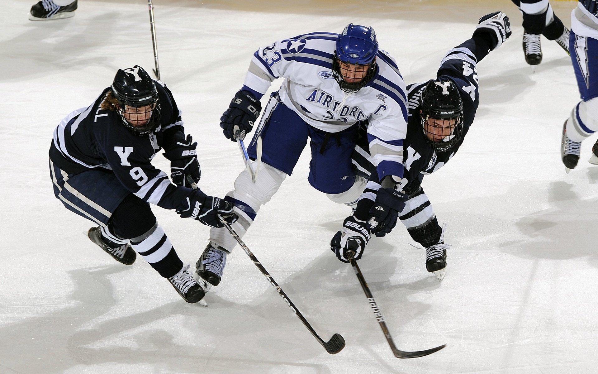 《王者荣耀》“天地大乱斗”挑战赛，冠军队伍争夺激烈！
